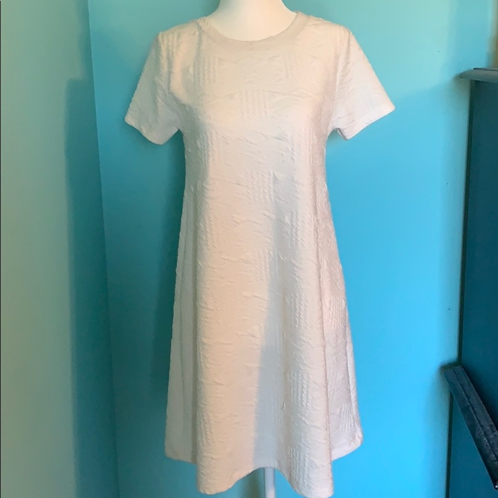 white dress